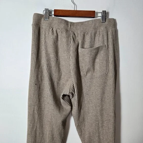 Alo Yoga Size M Muse Ribbed Knit Jogger Sweatpants Lounge Taupe - Picture 5 of 10